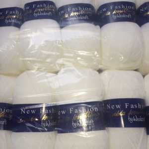 Read more about the article Woolcraft Dk Double Knitting Wool – Yarn – 100 g